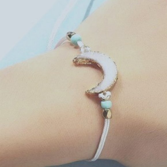 Jewelry - BRAND NEW GORGEOUS WHITE Druzy Crescent Moon "MAKE A WISH" BRACELET - Adjustable